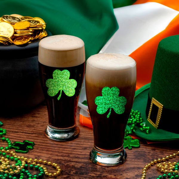 St. Patrick's Day Stickers 600 Pcs Laser Shamrock Stickers 1.5 Inch 3 Colors St. Patrick's Stickers Irish Stickers Clover Stickers for Envelope Seal Card St. Patrick's Day Decoration